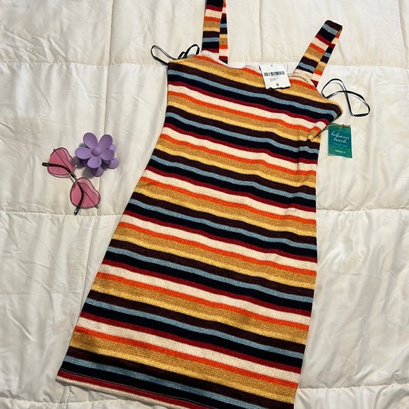 Forever 21 Dresses & Skirts - STUNNING DRESS